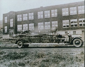 1925 REO Hook and Ladder